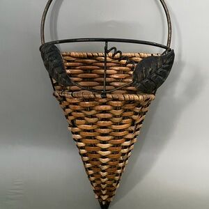 Rustic Wicker & Iron Wall Basket- Leaf Motif Wall Pocket
